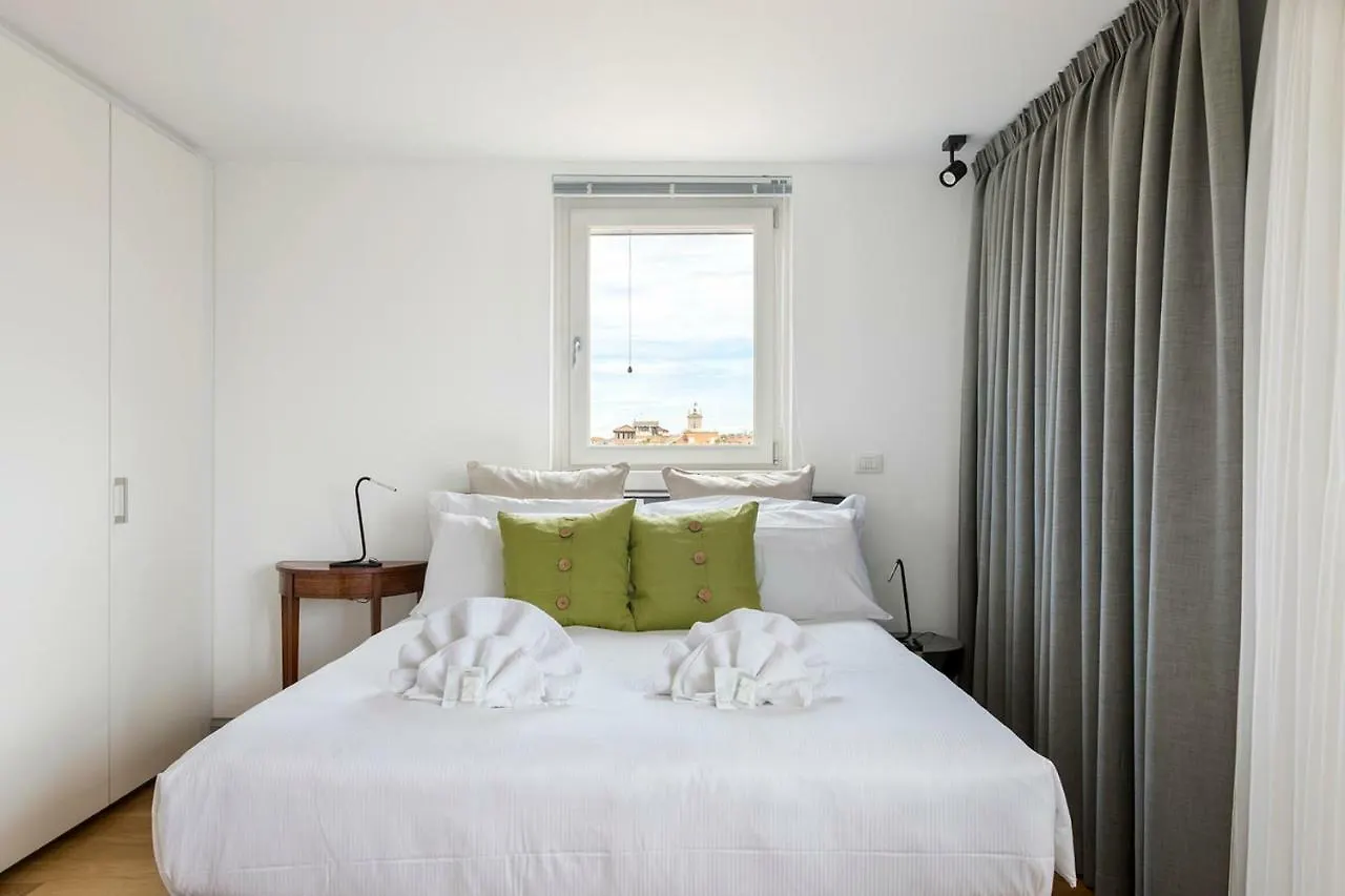Penthouse Rome Capitol Apartman