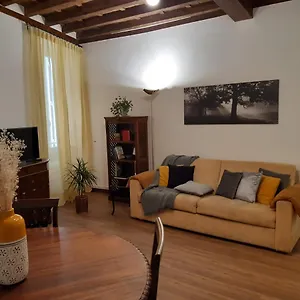 Vicolo Antico Rome