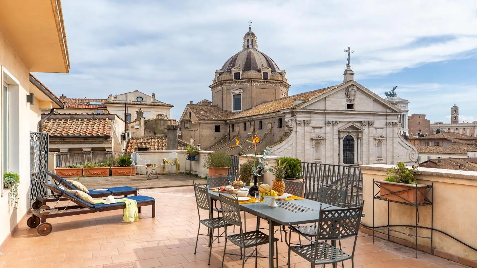 Penthouse Rome Capitol Apartment