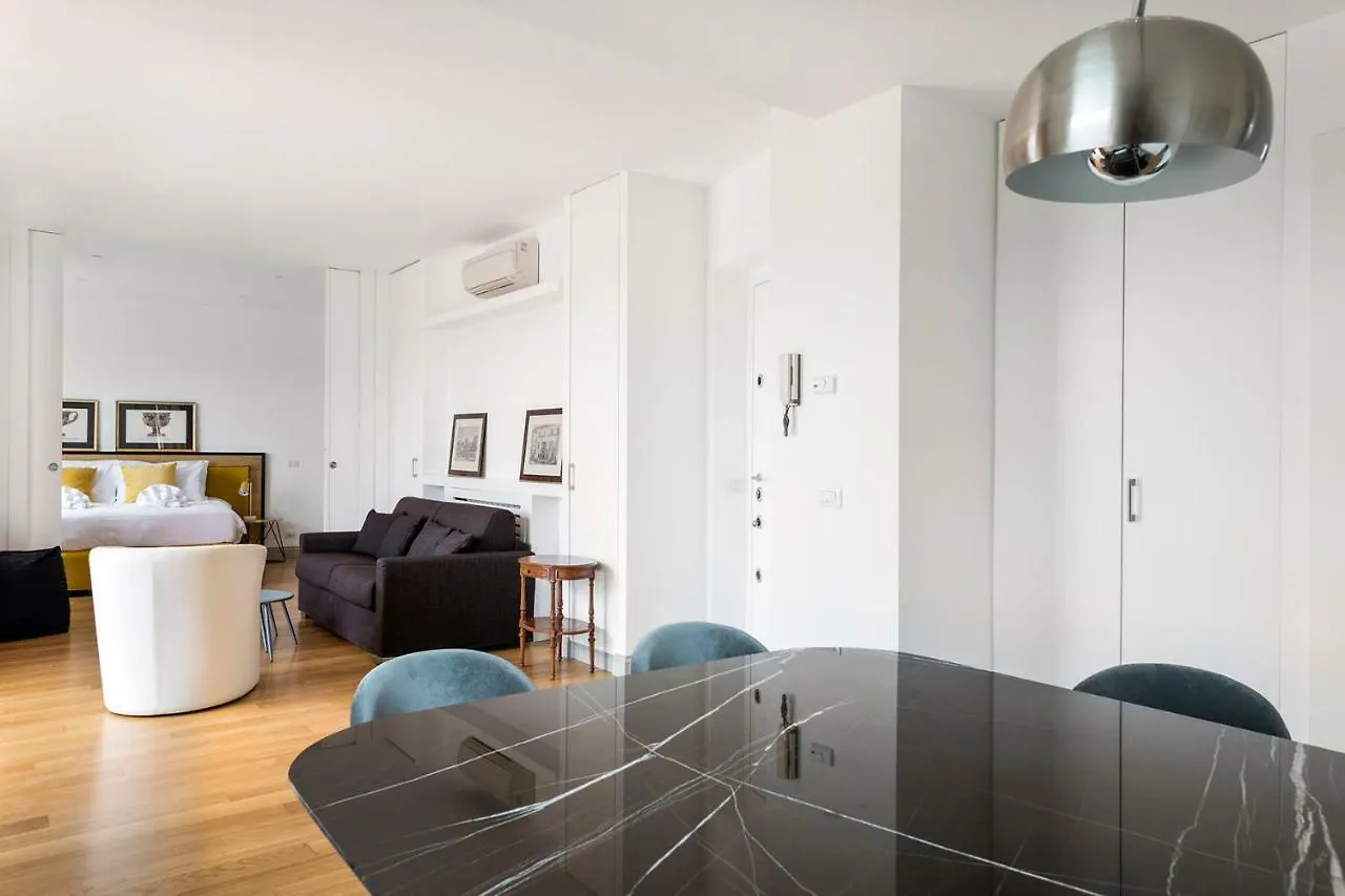 Penthouse Rome Capitol Apartment